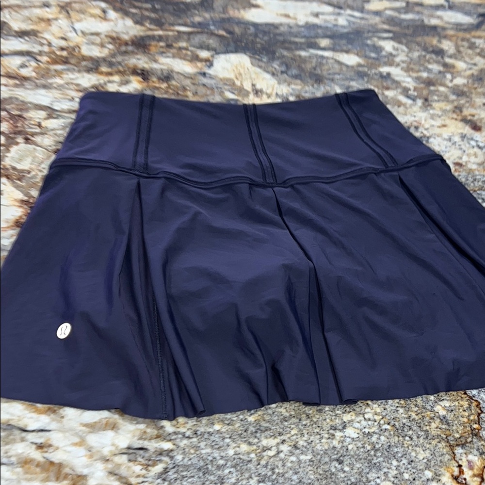 Lululemon lost in pace skirt size 4 - Picture 7 of 10